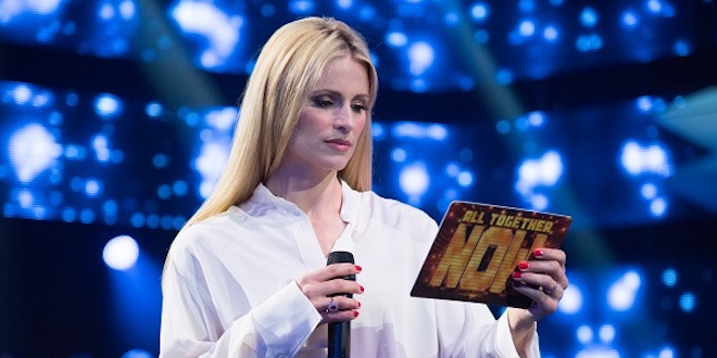 Palinsesti Canale 5, primavera 2020: cancellata L’Isola dei Famosi. Torna (ancora) All Together Now, si rivede Lo Show dei Record