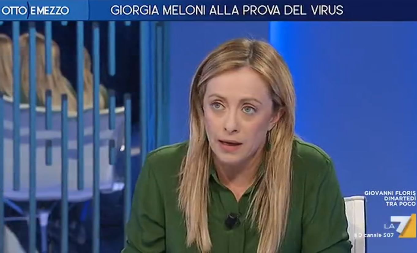 Otto e Mezzo, scontro Meloni-Gruber: «Dibattito surreale, slogan per fare propaganda». «Ho imparato da lei» – Video