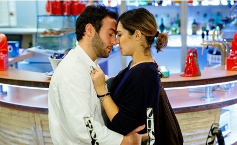 Un Posto al Sole, anticipazioni: a San Valentino scatta il bacio tra Arianna e Samuel