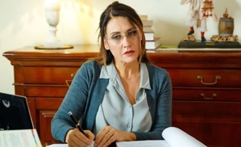 Un Posto al Sole, anticipazioni: guai in vista per la perfida maestra Gagliardi