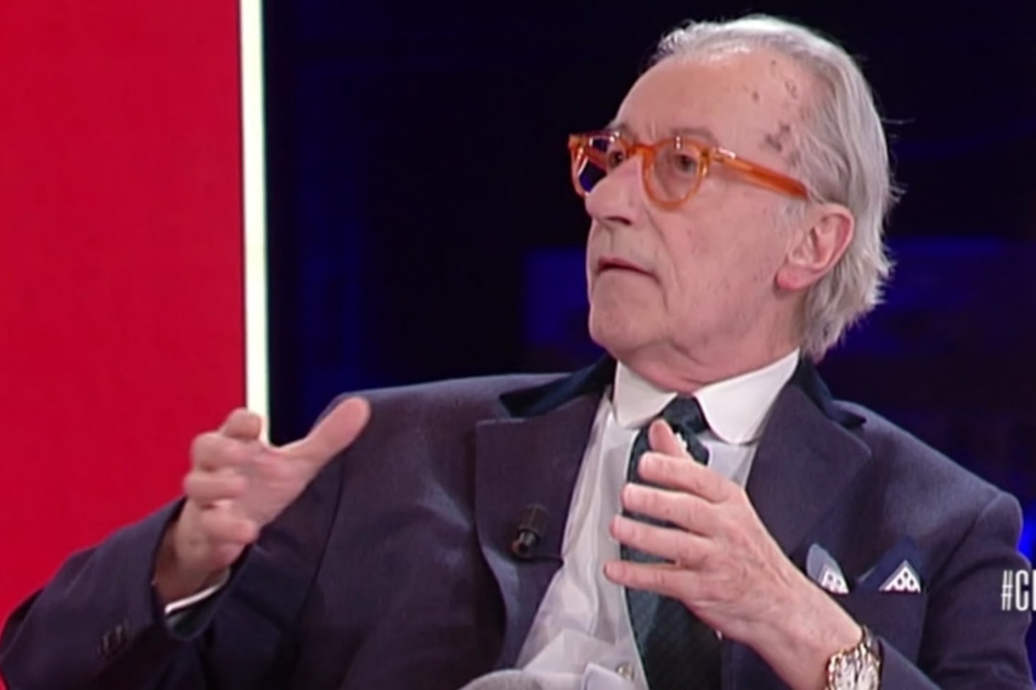 CR4, Feltri punge Conte: «Domenica è andato dalla Venier e dalla D’Urso. Non mi sembra il caso che il Presidente del Consiglio vada a finire in quei luoghi per farsi vedere»