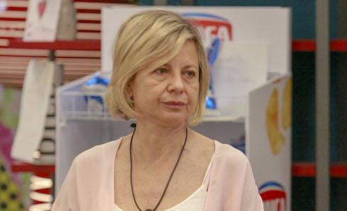 GF Vip, Licia rimprovera la Elia citando il Coronavirus. Antonella: «Gallina, vai fuori dal pollaio»