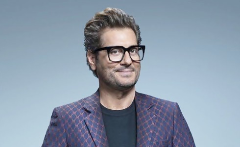 Programmi TV di stasera, venerdì 6 marzo 2020. Su Tv8 Enrico Papi conduce la finale a porte chiuse di «Italia’s Got Talent»