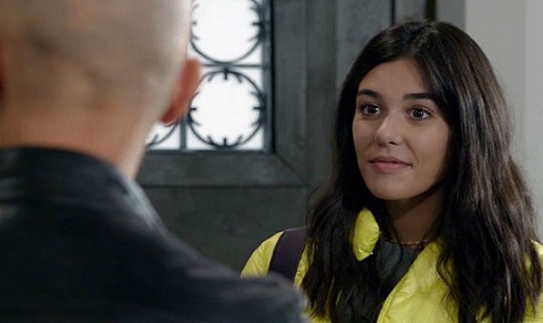 Coronavirus, sospese le riprese di Un Posto al Sole. Dal 13 aprile in onda episodi in replica