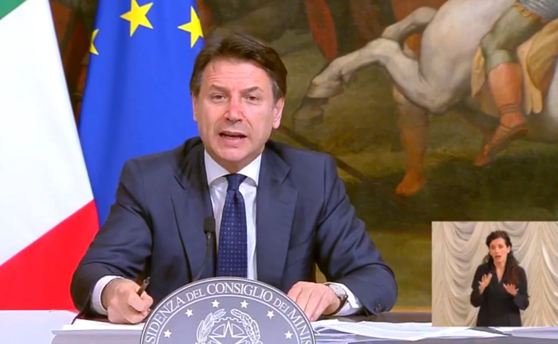 Coronavirus, Conte in tv: la Rai lo taglia, Mediaset stacca, La7 lo ignora