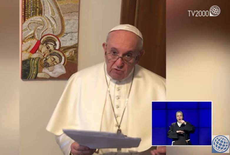 Tv2000: in prime time torna il Rosario dei record