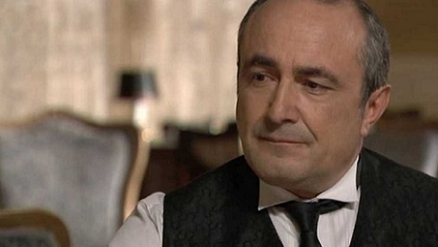 Una Vita, anticipazioni: Ramon, devastato per la morte di Trini, tenta di suicidarsi