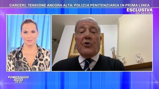 Pomeriggio Cinque, Barbara D’Urso ‘abbraccia’ i carcerati, il Segretario sindacalista della Polizia Penitenziaria la attacca: «Ci deve delle scuse, non può denigrarci»