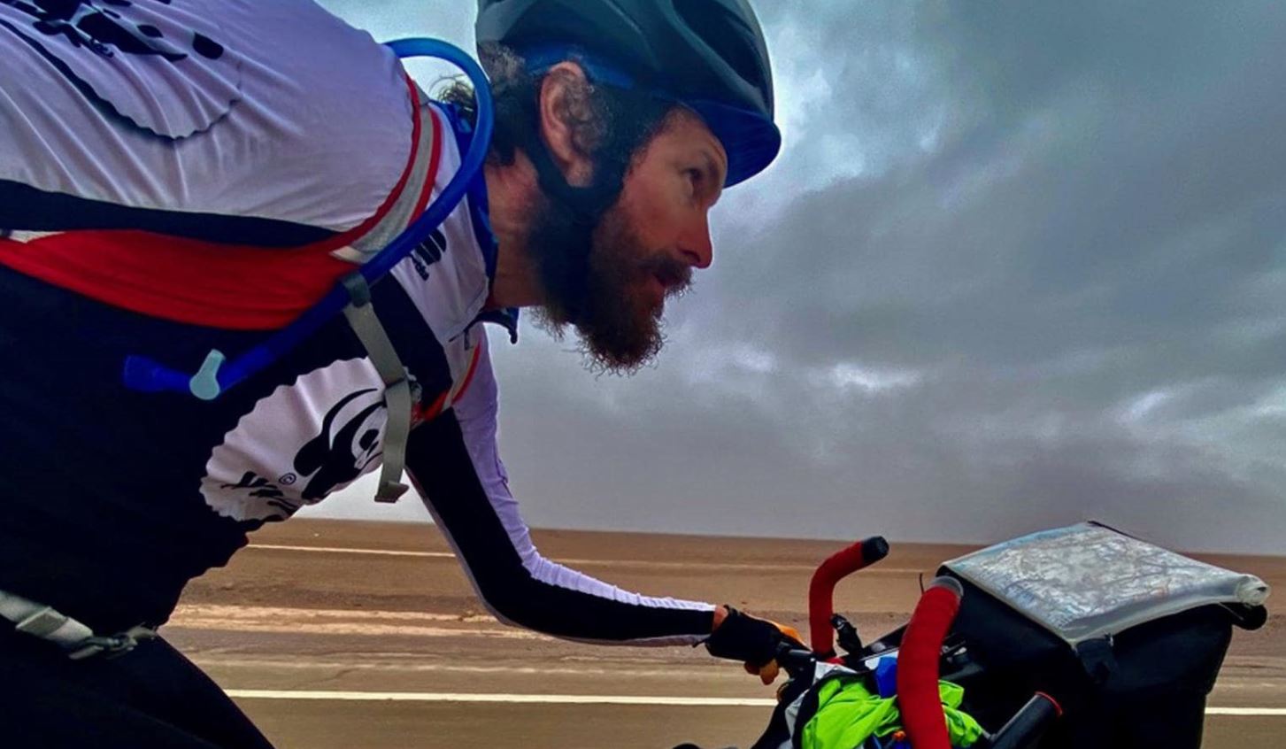 Non voglio cambiare pianeta: il viaggio in bici di Jovanotti su Raiplay. Ben 16 puntate!