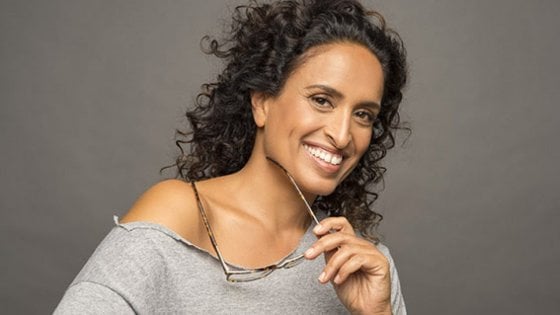 Rai 1, salta Techetechetè su Renato Zero. In onda il concerto di Noa per Bergamo