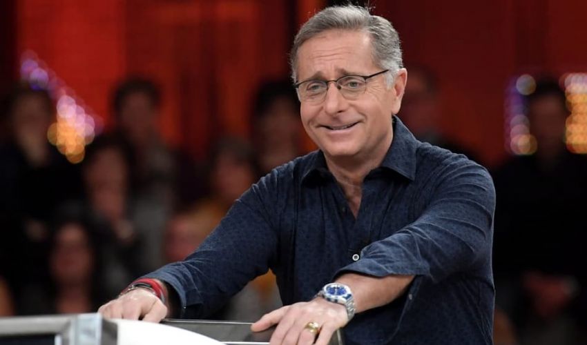 Paolo Bonolis ribadisce: «Sanremo necessita di una nuova sede. L’Ariston ha esaurito le sue possibilità»