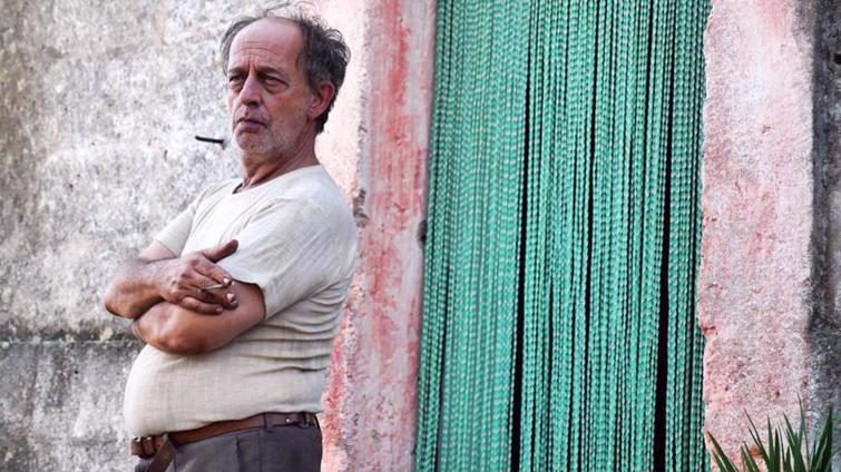 Passeggeri Notturni: un racconto teso, a metà strada tra piccolo e grande schermo