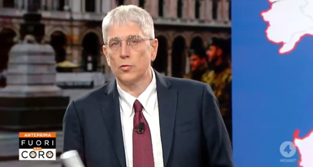 Fuori dal Coro, Mario Giordano dopo la polemica Feltri: «Chiedo scusa perchè non ho preso le distanze» – Video