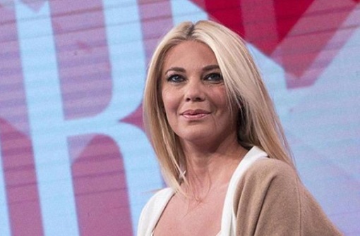 Eleonora Daniele ha partorito. Benvenuta Carlotta! Uno Mattina sostituisce Storie Italiane