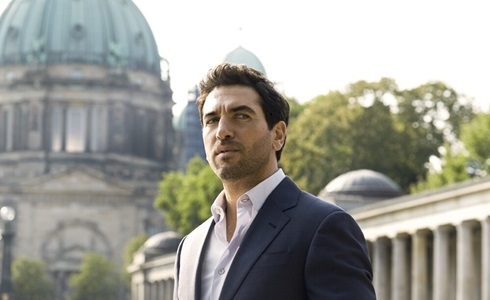 Programmi TV di stasera, giovedì 7 maggio 2020. Su Rai3 in 1^Tv «Il Caso Collini»