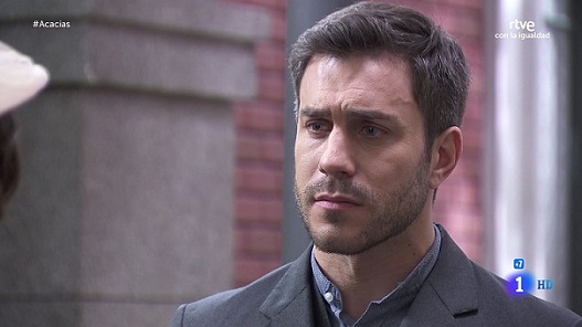 Una Vita, anticipazioni: Telmo dimostra a Lucia che non è stato lui a rubarle i soldi dell’eredità