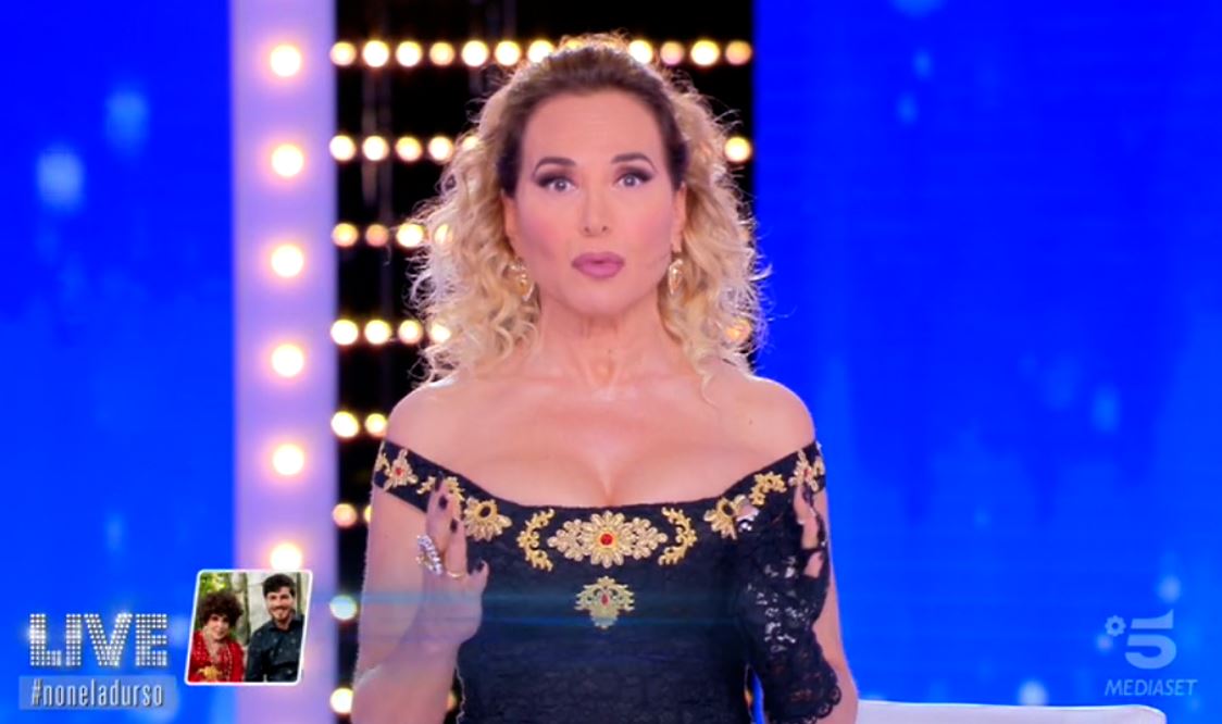 Barbara D’Urso: «Pier Silvio Berlusconi ha fortemente voluto e amato Live – Non è la D’Urso» – Video