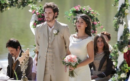 Il Segreto: Canale 5 ‘prende tempo’ per il finale. Stoppate le puntate inedite, spuntano le repliche con Pepa