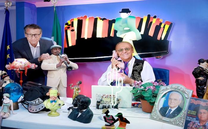 Renzo Arbore torna su Rai 2 con Striminzitic Show anche se “l’intrattenimento è morto”