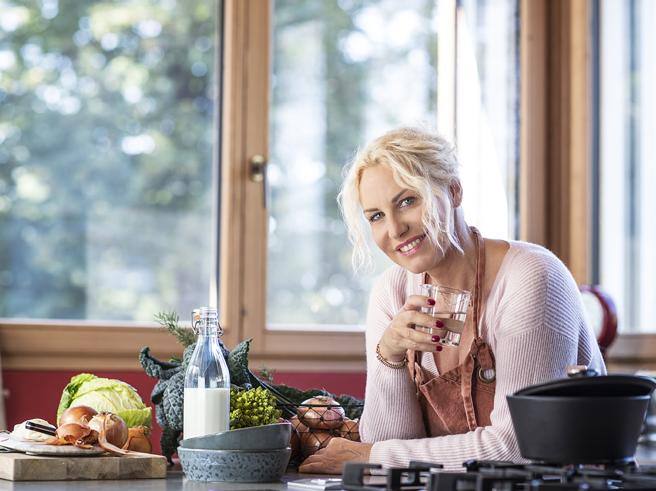 BOOM! Ecco come sarà il nuovo programma di Antonella Clerici dalla casa nel bosco. Perchè produce Stand By Me?