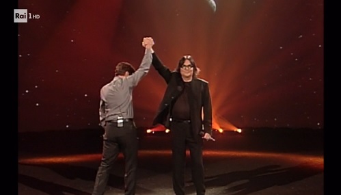 Ascolti TV | Sabato 18 luglio 2020. Grazie a Tutti Show (13.8%) meglio de La Sai l’Ultima? in replica (10.7%). Rete4 al 6% con Una Vita