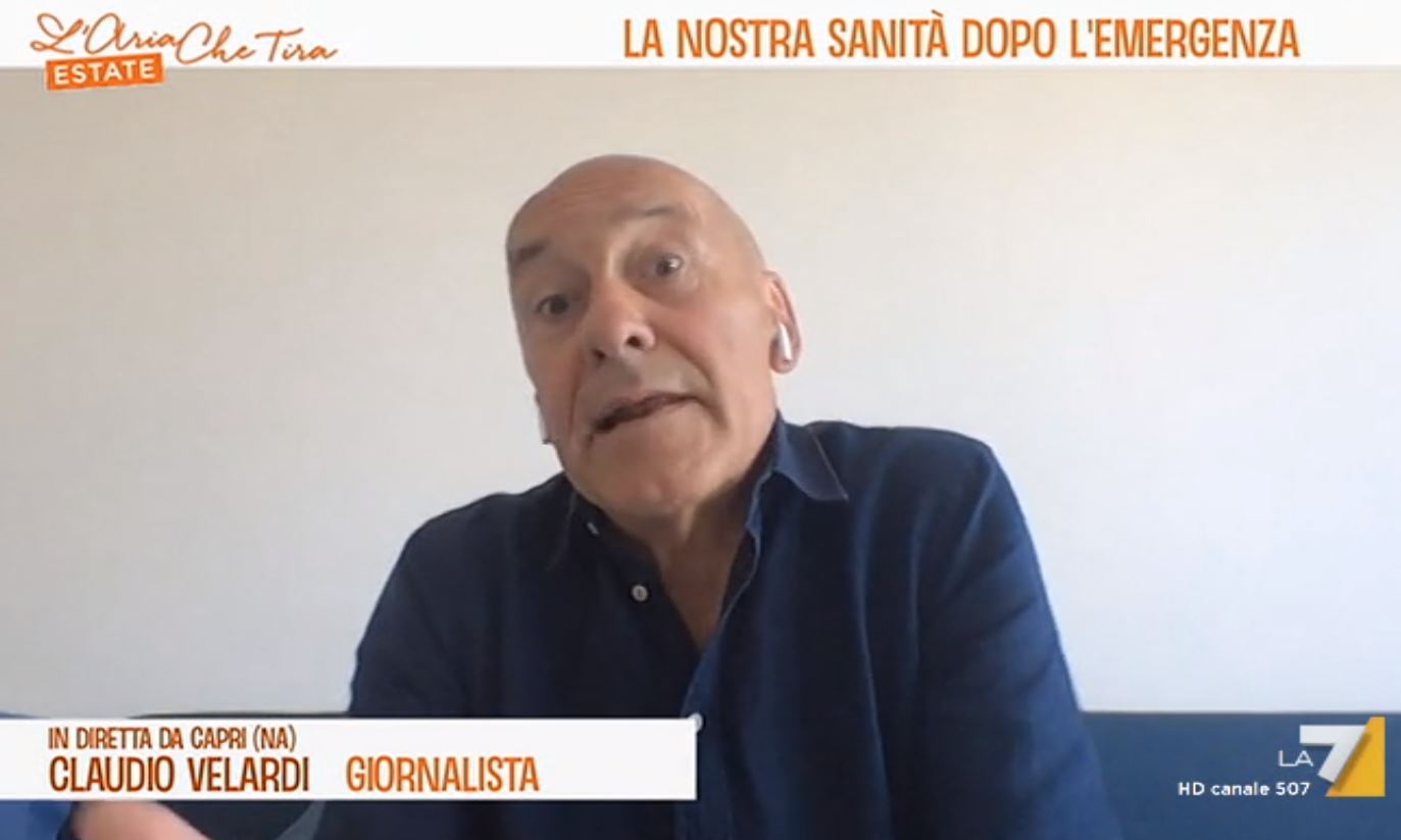L’Aria che tira Estate, insulto fuorionda durante l’intervento di Velardi: «Testa di cazz0!»