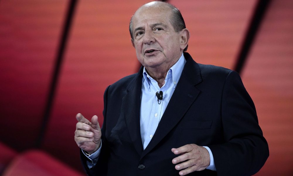 Giancarlo Magalli replica su DavideMaggio.it a Volpe e Cirillo: «Se sono così fenomenali, come mai lei è finita su una rete minore e lui sta a casa da tre anni?»