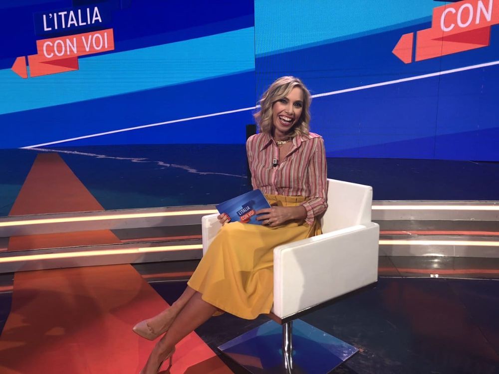 L’Italia con voi sbarca nel sabato mattina di Rai1. Ospiti Conti e Magalli