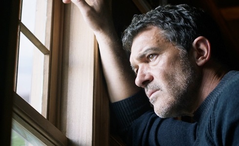 Programmi TV di stasera, domenica 16 agosto 2020. Su Rai3 «Black Butterfly»