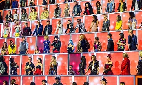 All Together Now cerca tra i telespettatori i nuovi componenti per il muro