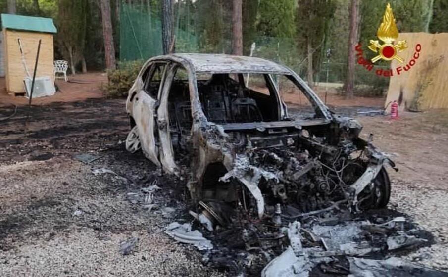 Temptation Island, in fiamme l’Is Morus Relais: trovata lettera minatoria