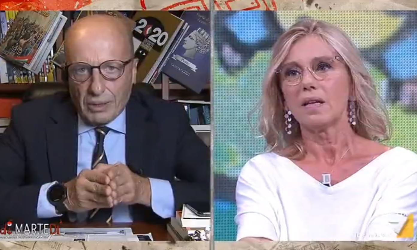 diMartedì, Concita De Gregorio bacchetta Sallusti: «Perché mi chiami per nome?». Ma anche Floris aveva fatto lo stesso