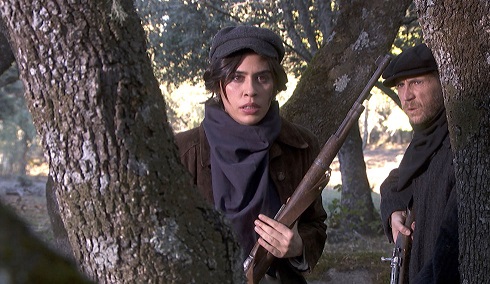 Il Segreto, anticipazioni: Alicia e Damian vogliono sequestrare Adolfo e Tomas