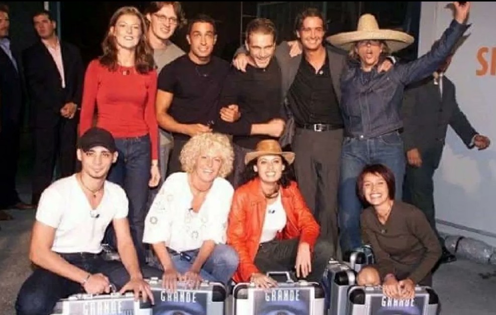 BOOM! La reunion del Grande Fratello 1 a Live Non è la D’urso