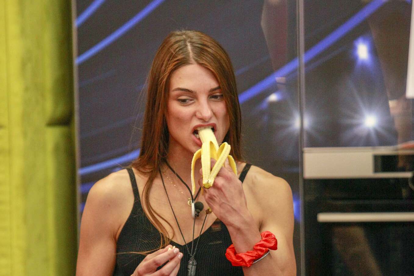 Le bugie di Franceska Pepe al GF Vip: non ha mai vinto Miss Europa 2016