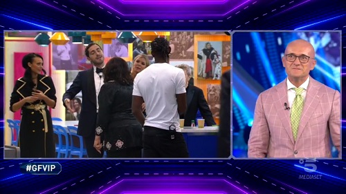 Grande Fratello Vip 5, prima puntata – De Blanck vs Zorzi: «Io non sono una contessa decaduta, stron*o». Tutti al televoto!