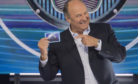 Caduta Libera!: Gerry Scotti riparte da un nuovo gioco. Repliche nel weekend