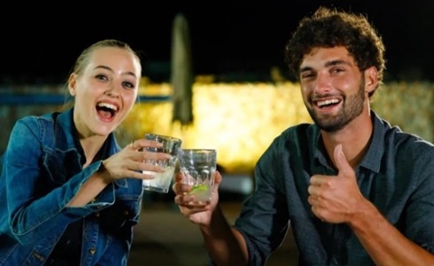 Un Posto al Sole, anticipazioni: Dopo aver mandato a monte il matrimonio con Susanna, Niko si ‘consola’ con Claudia?