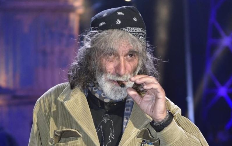 Mauro Corona si scusa con la Berlinguer: «Sono stato un cafone. Da 40 giorni non tocco alcol, risulto nervoso»