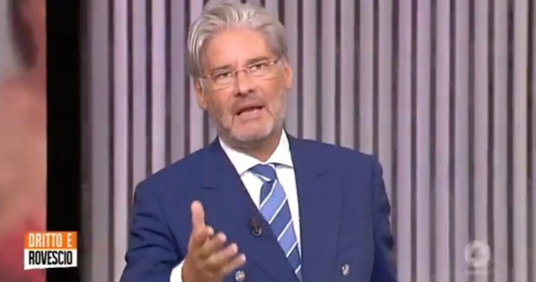 Dritto e Rovescio, Paolo Del Debbio lancia la pubblicità: «Non cambiate canale. Che ca**o di trasmissione andate a guardare?»
