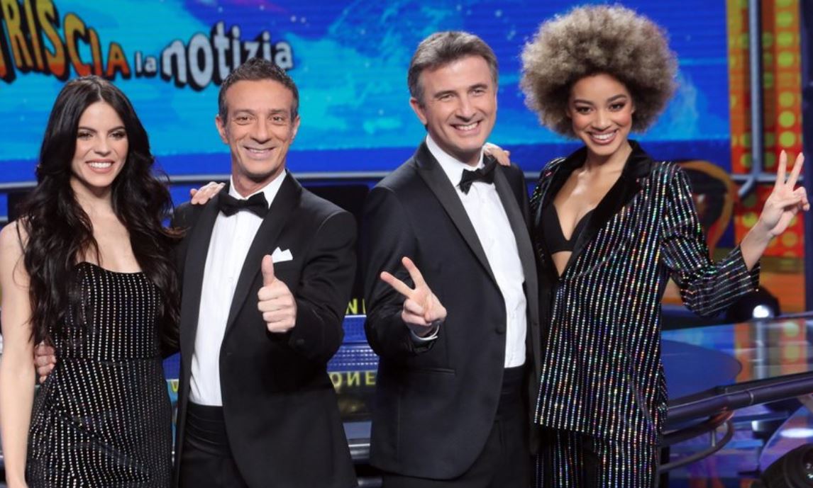 Striscia la Notizia fa 33 anni. Antonio Ricci: «Saremo la voce dell’insofferenza» – Video