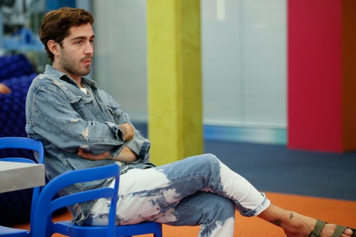 GF Vip, Tommaso Zorzi al veleno: «La Cuccarini mi sta sul caz*o. Una str0nza!» – Video