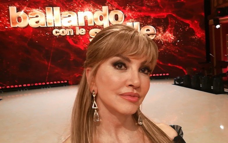 Milly Carlucci: «Se ci saranno nuovi contagi Ballando si ferma. Parlare di sfida con Tu si que vales non ha senso»