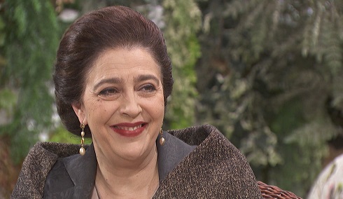 Il Segreto, anticipazioni: Francisca scopre che Isabel le ha mentito sulle ricerche di Raimundo