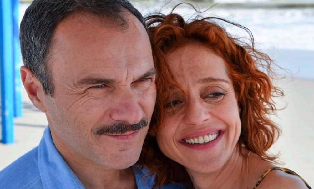 Ascolti TV | Martedì 6 ottobre 2020. La replica di Imma Tataranni vince con il 16.6%, solo il 9.3% per Jurassic World. La Clerici cala al 12.5%, Matano (16.2%) ancora sopra la D’Urso (15.3%-15.4%)