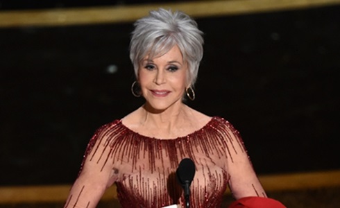 Programmi TV di stasera, domenica 18 ottobre 2020. Da Fazio ospite Jane Fonda, dalla D’Urso Fausto Leali