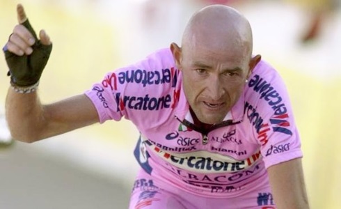 Programmi TV di stasera, sabato 24 ottobre 2020. Su La7 «Atlantide – Pantani, vita e morte di un pirata»