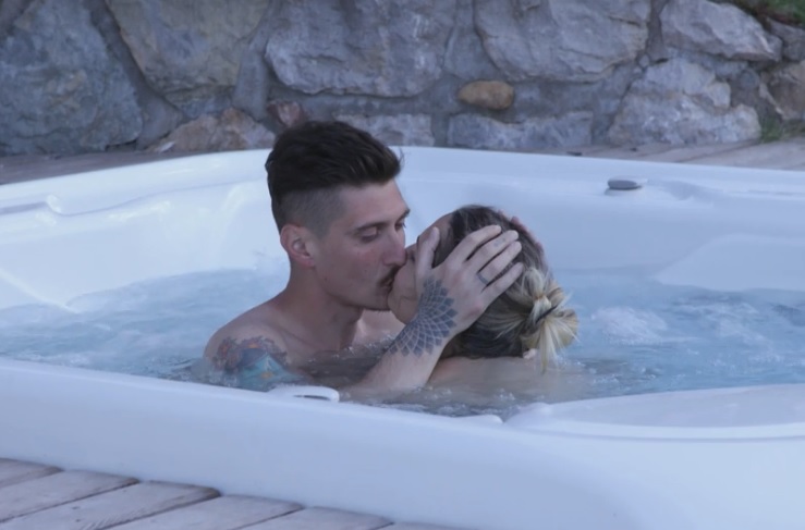 Matrimonio a Prima Vista scappa da Temptation e ‘assedia’ la Bignardi