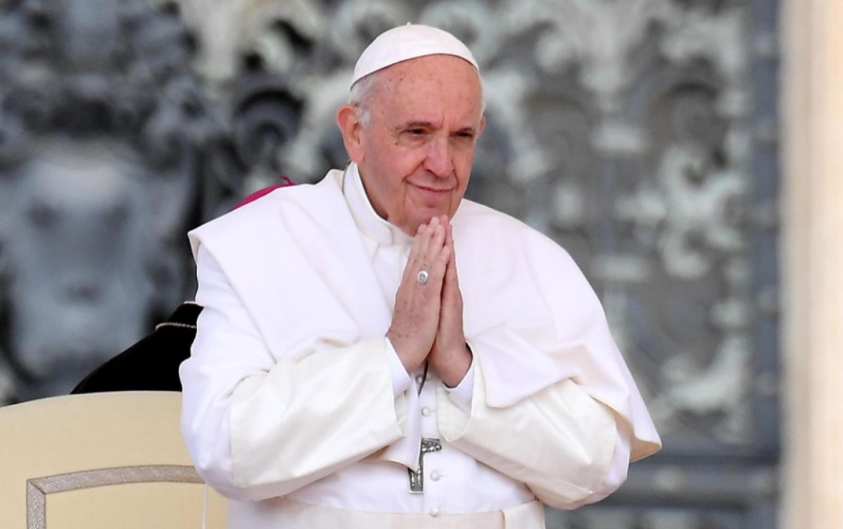 Papa Francesco, «preghiera per la pace» in diretta su Rai1 e Tv2000