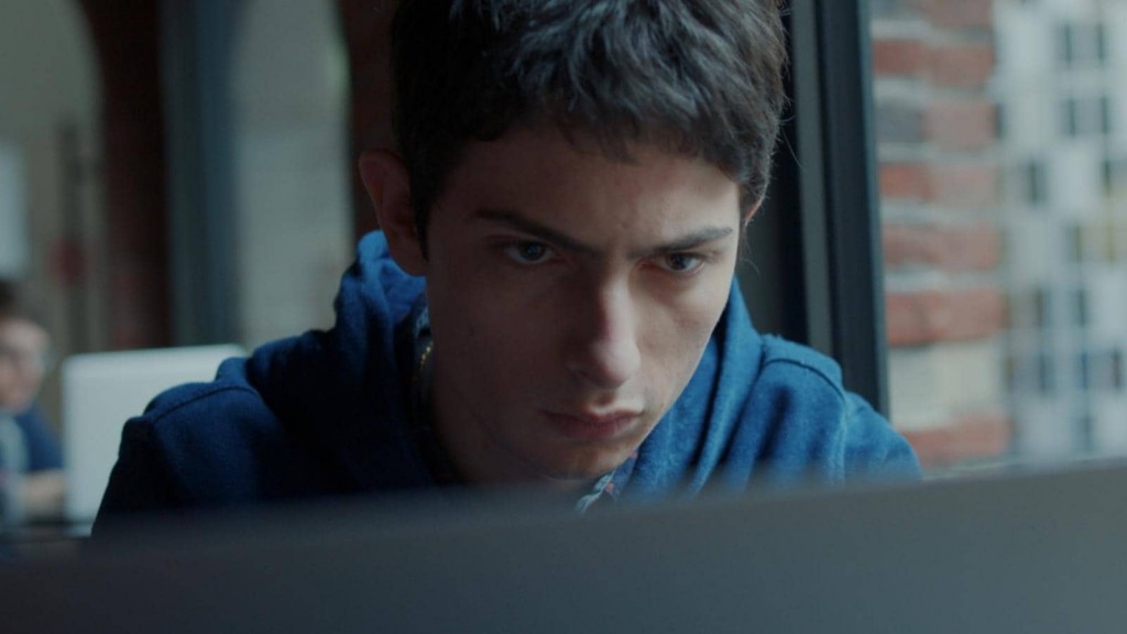 Stalk: da bullizzato a bullo, su Raiplay arriva il teen drama francese